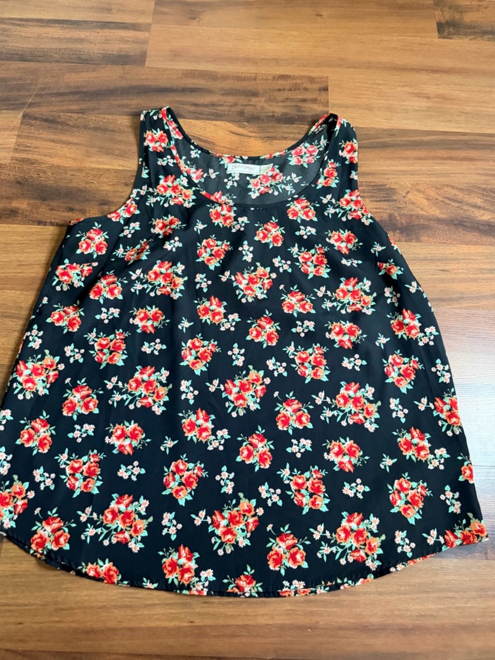 Floral Tank Top Size Large Black Red Rose Sleeveless Blouse